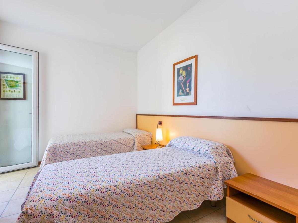 Apartment Robinia-Pinetine-4 By Interhome Дуна-Верде Экстерьер фото