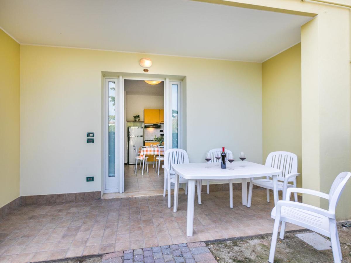 Apartment Robinia-Pinetine-4 By Interhome Дуна-Верде Экстерьер фото