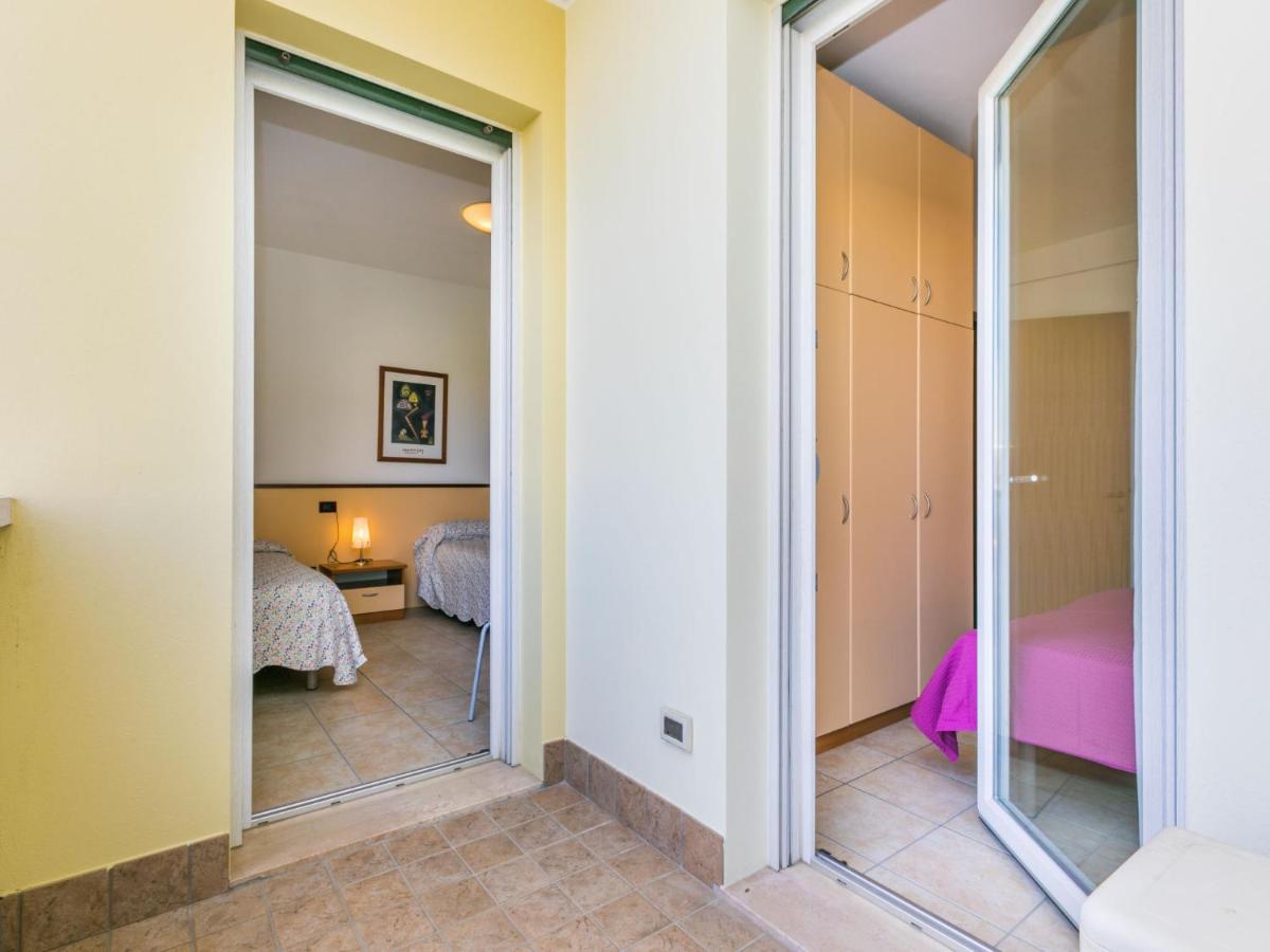 Apartment Robinia-Pinetine-4 By Interhome Дуна-Верде Экстерьер фото
